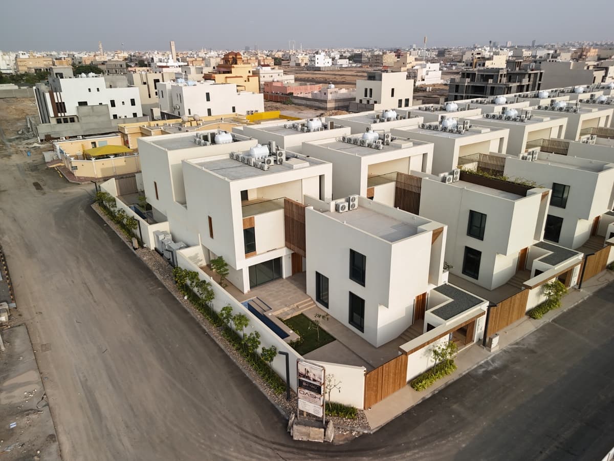 فلل أبحر الشمالية | موقع مميز بجوار برج جدة